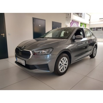 Škoda Fabia - 1.0 110 km dsg kamera acc smartlink led fv23%