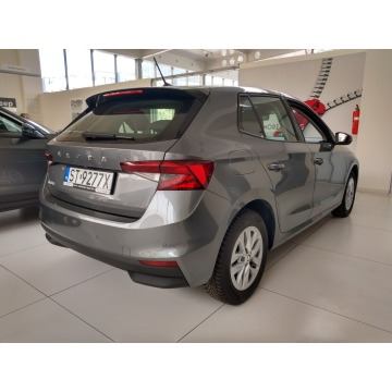 Skoda Fabia  Hatchback 2022,  1.0 benzyna, automat - Na sprzedaż za 65 900 zł - Tychy - zdjęcie 4