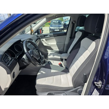Volkswagen Tiguan  SUV 2016,  2.0 diesel, automat - Na sprzedaż za 74 900 zł - Kraków - zdjęcie 10