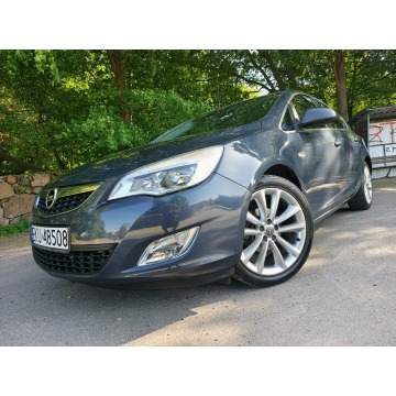Opel Astra  Hatchback 2010,  1.6 benzyna - Na sprzedaż za 16 999 zł - Nowe Sójki - zdjęcie 2