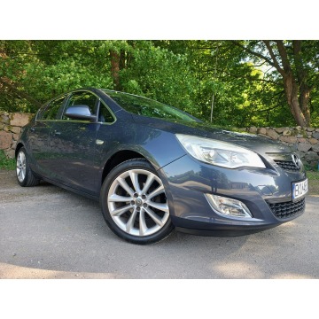 Opel Astra  Hatchback 2010,  1.6 benzyna - Na sprzedaż za 16 999 zł - Nowe Sójki - zdjęcie 9