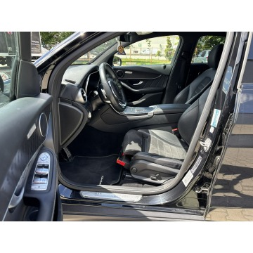 Mercedes - Benz GLC-klasa  Coupe/Sportowy 2020,  2.0 diesel, automat - Na sprzedaż za 163 900 zł - Jawczyce - zdjęcie 11