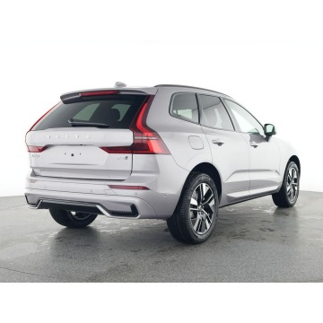 Volvo   SUV 2025,  2.0 benzyna, automat - Na sprzedaż za 219 900 zł - Tychy - zdjęcie 2