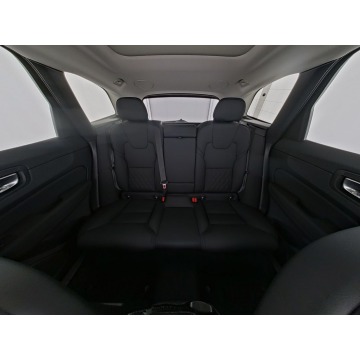 Volvo   SUV 2025,  2.0 benzyna, automat - Na sprzedaż za 219 900 zł - Tychy - zdjęcie 7