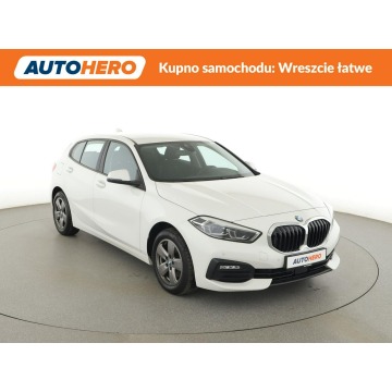 BMW Seria 1  Hatchback 2020,  2.0 diesel, automat - Na sprzedaż za 65 200 zł - Warszawa - zdjęcie 10