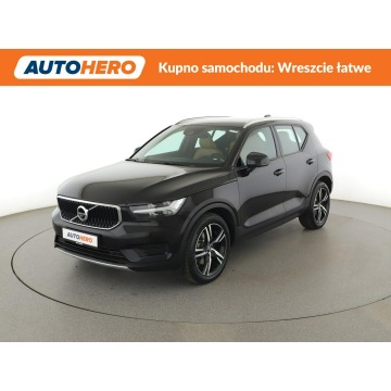 Volvo XC 40 - MomentumPro automat AWD D4 skóra navi kamera grz. fotele LED tempomat