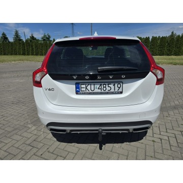 Volvo V60 2016,  2.0 diesel - Na sprzedaż za 37 900 zł - Kutno - zdjęcie 11