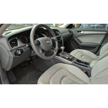 Audi A4  Kombi 2014,  2.0 diesel, automat - Na sprzedaż za 35 899 zł - Tychy - zdjęcie 12