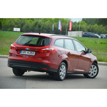 Ford Focus 2013,  1.0 benzyna - Na sprzedaż za 17 500 zł - Ostrów Mazowiecka - zdjęcie 10
