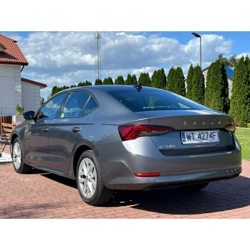 Skoda Octavia  Sedan/Limuzyna 2022,  1.5 benzyna - Na sprzedaż za 63 837 zł - Nowe Iganie - zdjęcie 3