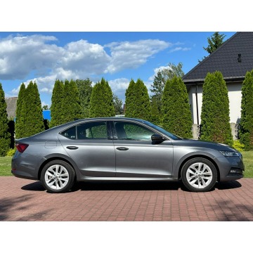 Skoda Octavia  Sedan/Limuzyna 2022,  1.5 benzyna - Na sprzedaż za 63 837 zł - Nowe Iganie - zdjęcie 5