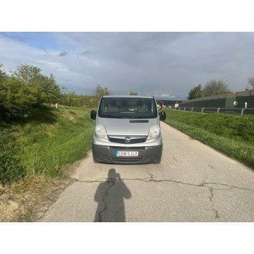 Opel Vivaro 2014,  2.0 diesel - Na sprzedaż za 37 500 zł - Rawa Mazowiecka - zdjęcie 2