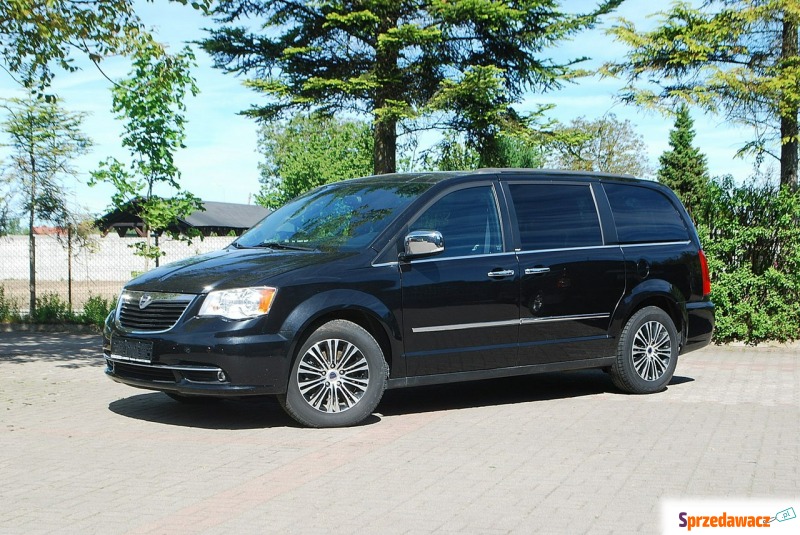 Lancia Voyager  Minivan/Van 2014,  2.8 diesel, automat - Na sprzedaż za 46 900 zł - Słupsk