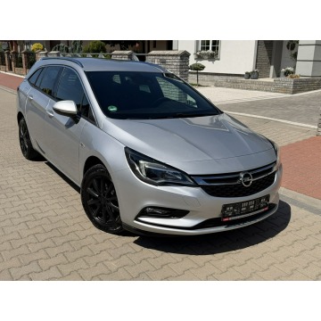Opel Astra K Dynamic 2017 1.4 Benzyna 150 KM