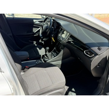 Opel Astra 2017,  1.4 diesel - Na sprzedaż za 34 999 zł - Gostyń - zdjęcie 7