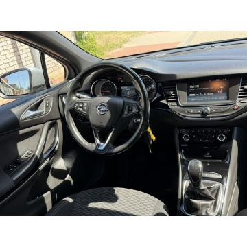 Opel Astra 2017,  1.4 diesel - Na sprzedaż za 34 999 zł - Gostyń - zdjęcie 9
