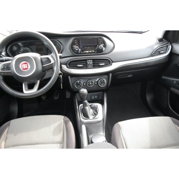 Fiat Tipo  Sedan/Limuzyna 2015,  1.6 diesel - Na sprzedaż za 22 900 zł - Dębica - zdjęcie 6