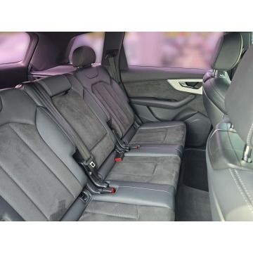 Audi SQ7  SUV 2019,  4.0 diesel, automat - Na sprzedaż za 213 900 zł - Toruń - zdjęcie 11