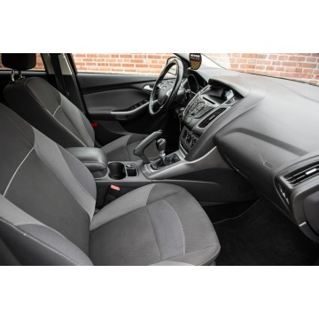 Ford Focus  Hatchback 2013,  1.6 diesel - Na sprzedaż za 18 700 zł - Zwoleń - zdjęcie 9