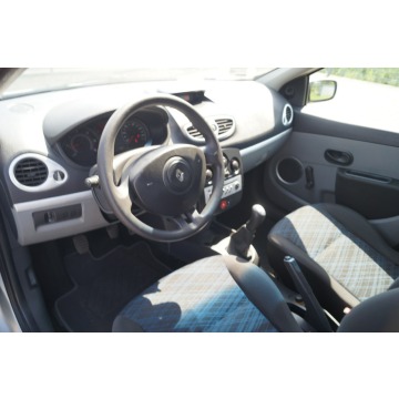 Renault Clio  Hatchback 2006,  1.5 diesel - Na sprzedaż za 7 900,00 zł - Goczałkowice-Zdrój - zdjęcie 9