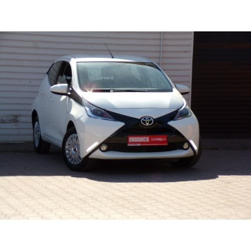 Toyota Aygo  Hatchback 2016,  1.0 benzyna - Na sprzedaż za 26 900 zł - Mikołów - zdjęcie 2