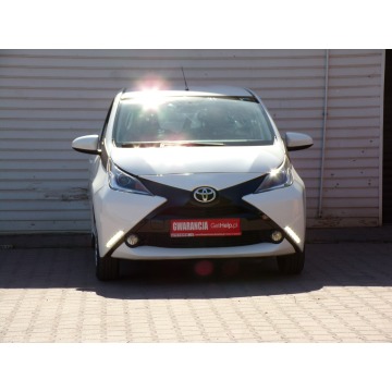 Toyota Aygo  Hatchback 2016,  1.0 benzyna - Na sprzedaż za 26 900 zł - Mikołów - zdjęcie 6