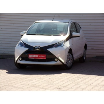 Toyota Aygo  Hatchback 2016,  1.0 benzyna - Na sprzedaż za 26 900 zł - Mikołów - zdjęcie 8