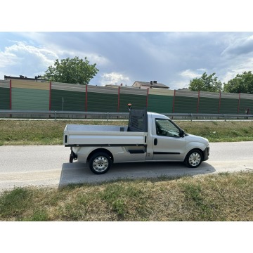 Fiat Doblo 2013,  1.6 diesel - Na sprzedaż za 28 000 zł - Rawa Mazowiecka - zdjęcie 3
