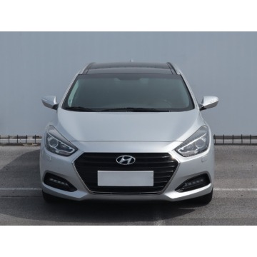 Hyundai i40  Kombi 2016,  1.7 diesel, automat - Na sprzedaż za 40 999 zł - Lublin - zdjęcie 2