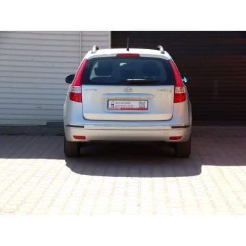 Hyundai i30  Kombi 2008,  1.6 benzyna - Na sprzedaż za 13 990 zł - Mikołów - zdjęcie 12