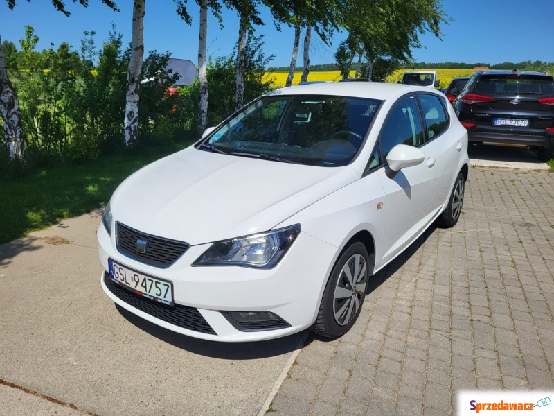 Seat Ibiza  Hatchback 2013,  1.2 benzyna - Na sprzedaż za 22 700 zł - Słupsk