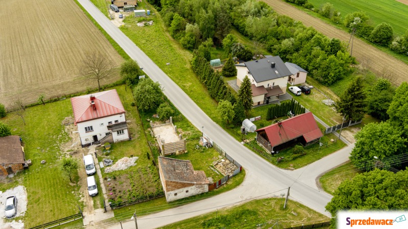Na sprzedaż niewielka działka w...