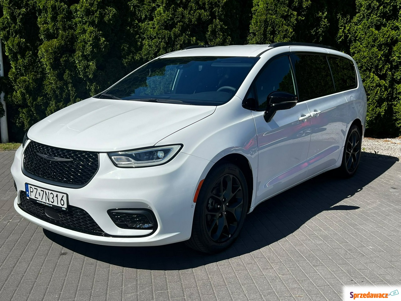 Chrysler Pacifica 2024
