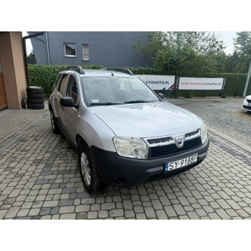 Dacia Duster  SUV 2011,  1.6 benzyna+LPG - Na sprzedaż za 17 900 zł - Orzech - zdjęcie 3