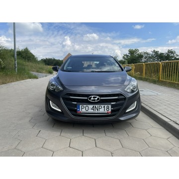 Hyundai i30  Hatchback 2016,  1.4 benzyna - Na sprzedaż za 34 999 zł - Gostyń - zdjęcie 2