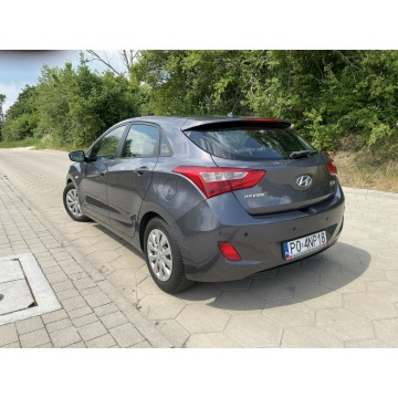Hyundai i30  Hatchback 2016,  1.4 benzyna - Na sprzedaż za 34 999 zł - Gostyń - zdjęcie 4