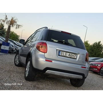 Suzuki SX4  Hatchback 2011,  2.0 diesel - Na sprzedaż za 19 999 zł - Nowe Sójki - zdjęcie 11
