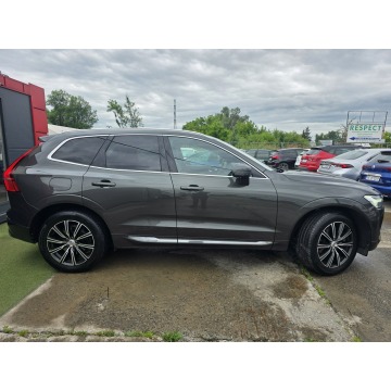 Volvo   SUV 2021,  2.0 diesel, automat - Na sprzedaż za 129 900 zł - Kraków - zdjęcie 4