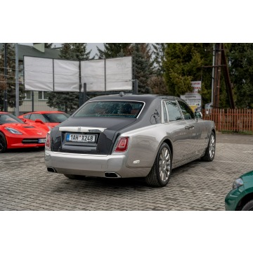 Rolls-Royce   Sedan/Limuzyna 2021,  6.7 benzyna, automat - Na sprzedaż za 1 777 777 zł - Ropczyce - zdjęcie 5