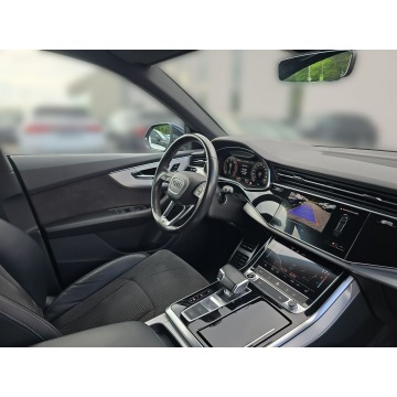 Audi Q8  SUV 2021,  3.0 diesel, automat - Na sprzedaż za 186 900 zł - Toruń - zdjęcie 9