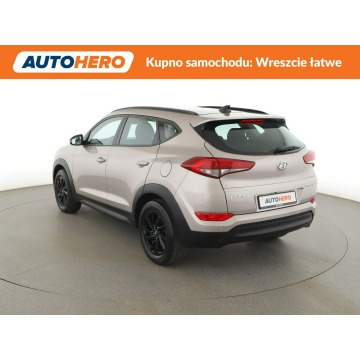 Hyundai Tucson  SUV 2016,  1.7 diesel - Na sprzedaż za 49 100 zł - Warszawa - zdjęcie 4