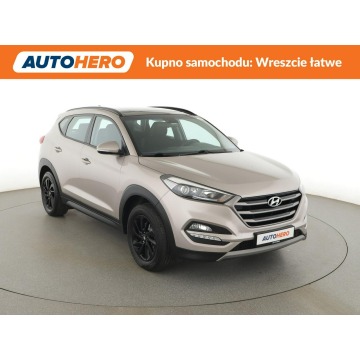 Hyundai Tucson  SUV 2016,  1.7 diesel - Na sprzedaż za 49 100 zł - Warszawa - zdjęcie 10
