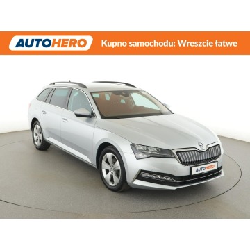 Skoda Superb  Kombi 2020,  1.4 hybryda, automat - Na sprzedaż za 70 000 zł - Warszawa - zdjęcie 11