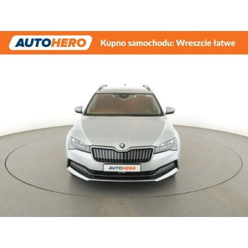 Skoda Superb  Kombi 2020,  1.4 hybryda, automat - Na sprzedaż za 70 000 zł - Warszawa - zdjęcie 12