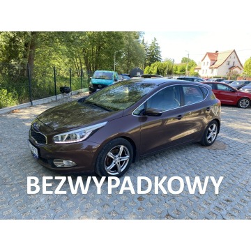 Kia Cee'd - Bezwypadkowy 1.6 benzyna polski salon