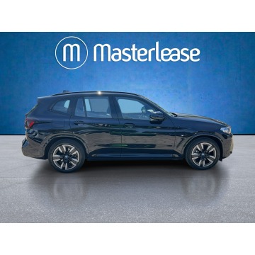 BMW iX3  SUV 2023 elektryczny, automat - Na sprzedaż za 169 850 zł - Warszawa - zdjęcie 4