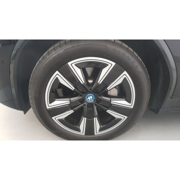 BMW iX3  SUV 2023 elektryczny, automat - Na sprzedaż za 179 850 zł - Warszawa - zdjęcie 9