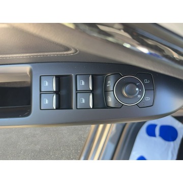 Ford Focus  Kombi 2024,  1.0 benzyna, automat - Na sprzedaż za 85 850 zł - Warszawa - zdjęcie 11