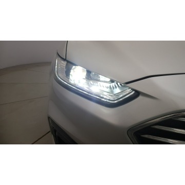 Ford Mondeo 2019,  2.0 diesel, automat - Na sprzedaż za 57 850 zł - Warszawa - zdjęcie 11
