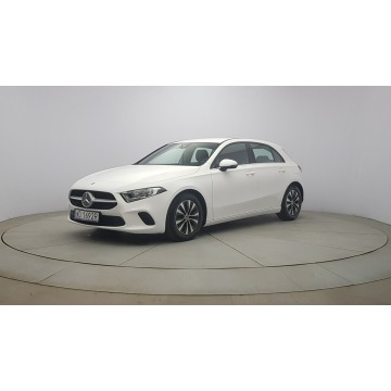 Mercedes - Benz A-klasa  Hatchback 2022,  1.3 benzyna, automat - Na sprzedaż za 90 600 zł - Warszawa - zdjęcie 3
